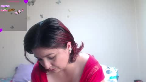 Snapshot of evangeline_lover chatting on 29, 4, 2026 evangeline_lover online show from 29, 4, 2026