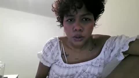 Snapshot of evangely15_ chatting on 9, 3, 2026 evangely15_ online show from 9, 3, 2026