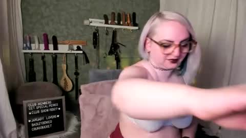 Evan Harlowe online show from 6, 2, 2026