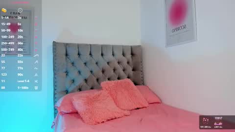 Eva Olimpo online show from 5, 11, 2025