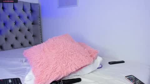 Eva Olimpo online show from 18, 3, 2026