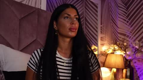 Snapshot of evarhea chatting on 21, 5, 2026 EvaRhea online show from 21, 5, 2026