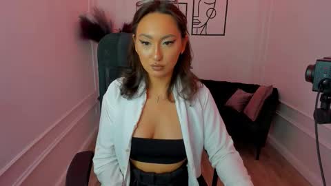 evasarazardje online show from 10, 10, 2025