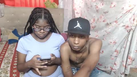 Snapshot of evaxemma chatting on 5, 6, 2026 Eva And Emmanuel online show from 5, 6, 2026