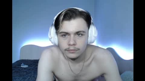 Snapshot of eve_lacroix chatting on 12, 1, 2025 Alex online show from 12, 1, 2025