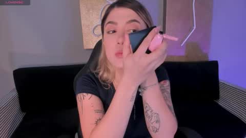 Snapshot of evebenson chatting on 1, 10, 2025 Eve online show from 1, 10, 2025