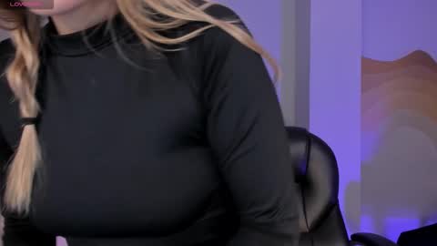 Snapshot of evebenson chatting on 18, 10, 2025 Eve online show from 18, 10, 2025