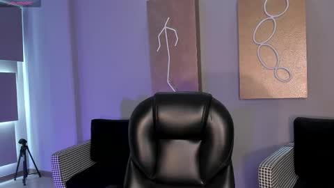 Snapshot of evebenson chatting on 10, 11, 2025 Eve online show from 10, 11, 2025