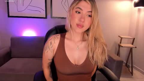 Snapshot of evebenson chatting on 24, 11, 2025 Eve online show from 24, 11, 2025