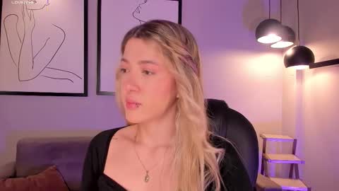 Snapshot of evebenson chatting on 27, 11, 2025 Eve online show from 27, 11, 2025