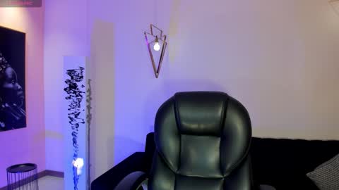 Eve  online show from 12, 1, 2026