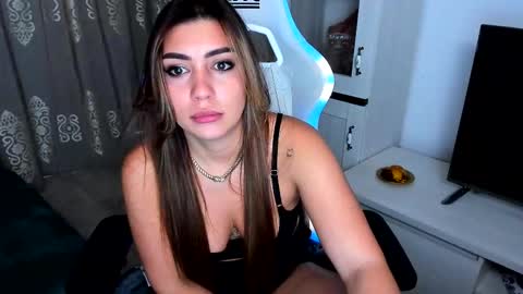 Snapshot of eveeevian chatting on 21, 2, 2025 eveeevian online show from 21, 2, 2025