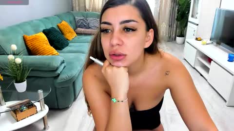 Snapshot of eveeevian chatting on 13, 9, 2025 eveeevian online show from 13, 9, 2025