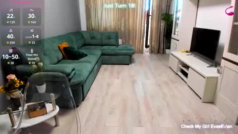 eveeevian online show from 25, 10, 2025