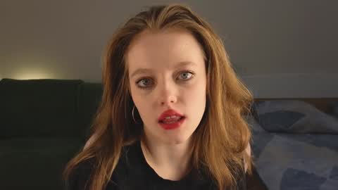 Snapshot of eveleen_soleen chatting on 10, 1, 2025 Eveleen online show from 10, 1, 2025