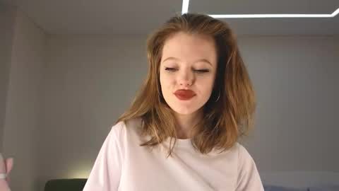 Snapshot of eveleen_soleen chatting on 15, 11, 2025 Eveleen online show from 15, 11, 2025