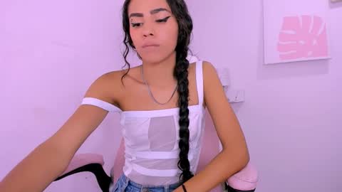 Evelin online show from 10, 3, 2026