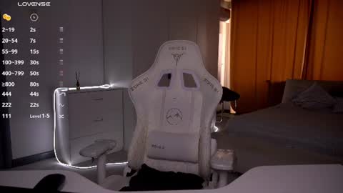 Snapshot of evelina_fox chatting on 12, 7, 2026 Evelina online show from 12, 7, 2026