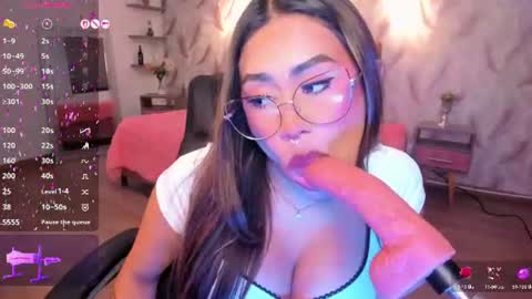 Snapshot of eveline_figeroa chatting on 15, 7, 2026 Eveline online show from 15, 7, 2026