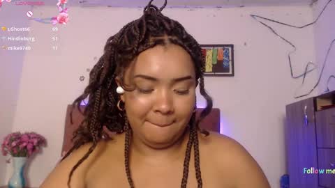 Snapshot of evelyn_sandoval chatting on 3, 1, 2025 Evelyn Sandoval online show from 3, 1, 2025