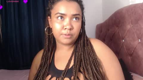 Snapshot of evelyn_sandoval chatting on 11, 3, 2025 Evelyn Sandoval online show from 11, 3, 2025