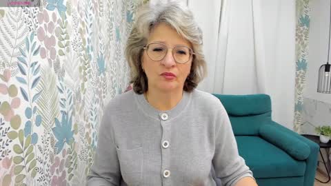 Snapshot of evelynblissful chatting on 2, 12, 2024 Evelyn online show from 2, 12, 2024