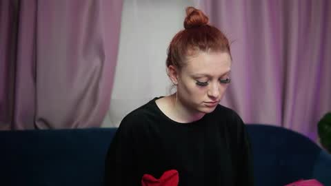  Evelyn  online show from 24, 5, 2026