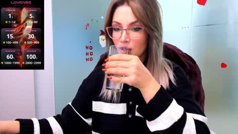 evelyne_rose online show from 19, 12, 2024