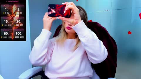 evelyne_rose online show from 23, 1, 2025