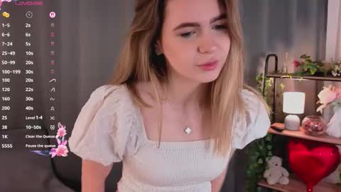 Mia online show from 18, 3, 2026