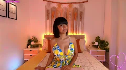 Snapshot of evelynowen chatting on 22, 5, 2026 Evy Owen online show from 22, 5, 2026