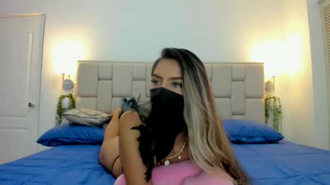 Snapshot of even_scoty chatting on 7, 11, 2025 even_scoty online show from 7, 11, 2025