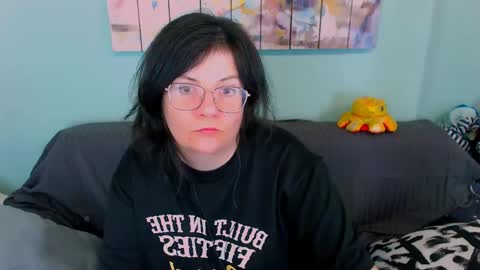 Snapshot of everly_rays chatting on 11, 5, 2026 Everly online show from 11, 5, 2026