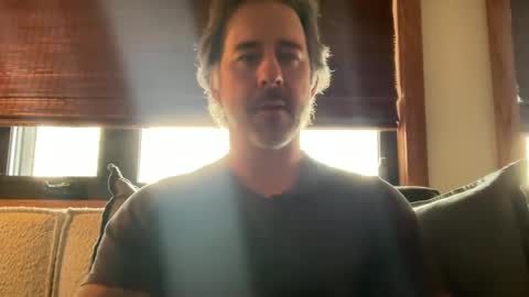 Every Day Is a Holiday online show from 29, 4, 2026