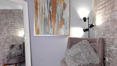 Sophia online show from 8, 3, 2025