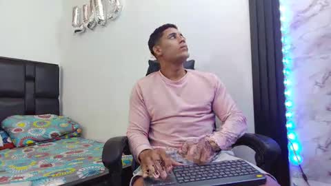 Snapshot of evessinn chatting on 11, 1, 2025 luis online show from 11, 1, 2025