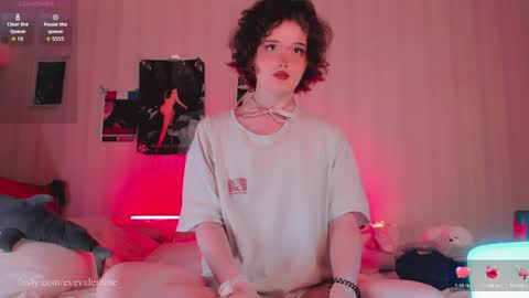 Eva  online show from 11, 4, 2026