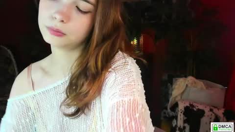 Snapshot of evi_brook chatting on 5, 5, 2026 evi_brook online show from 5, 5, 2026