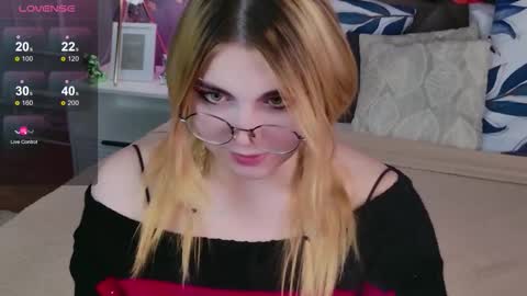 evie_val online show from 7, 11, 2025