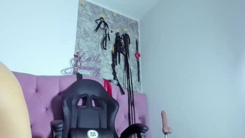 Mistress Sammy online show from 20, 9, 2025