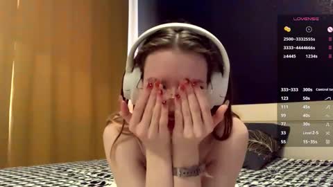 Snapshot of evonnesilvestre chatting on 16, 9, 2025 Eva online show from 16, 9, 2025