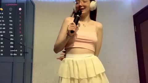 Snapshot of evonnesilvestre chatting on 19, 9, 2025 Eva online show from 19, 9, 2025