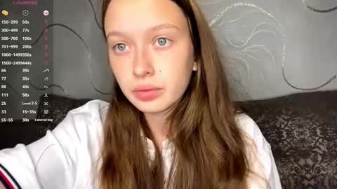 Snapshot of evonnesilvestre chatting on 3, 10, 2025 Eva online show from 3, 10, 2025
