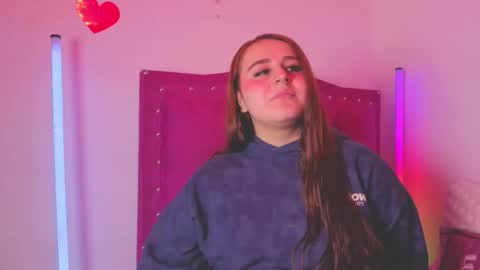 Snapshot of evy_orange1 chatting on 7, 10, 2025 EVY online show from 7, 10, 2025