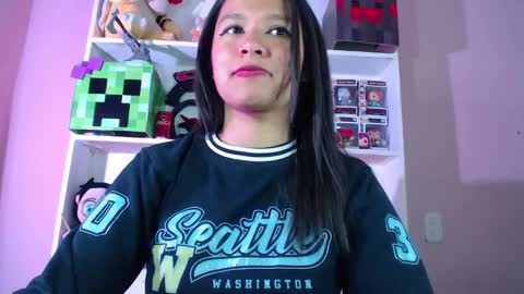 Snapshot of evybubbles_ chatting on 9, 9, 2025 Im Evy online show from 9, 9, 2025