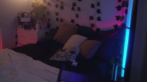 Snapshot of ex_angel chatting on 11, 3, 2025 Alyson online show from 11, 3, 2025