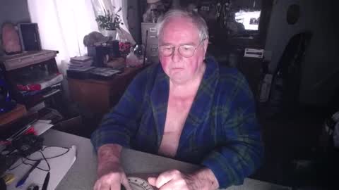 Snapshot of exceos chatting on 28, 1, 2025 EXCEOS online show from 28, 1, 2025