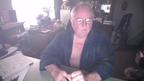 Snapshot of exceos chatting on 14, 2, 2025 EXCEOS online show from 14, 2, 2025
