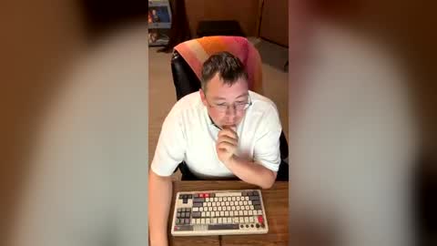 excitedwaffles online show from 30, 6, 2026