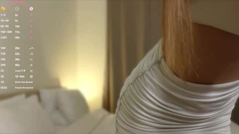 Snapshot of exclusive_model_ chatting on 8, 2, 2025 Angel online show from 8, 2, 2025